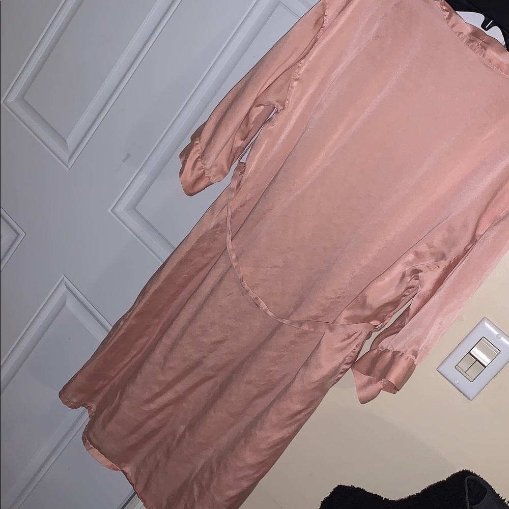 100% Silk Robe
{SilkSilky Brand}